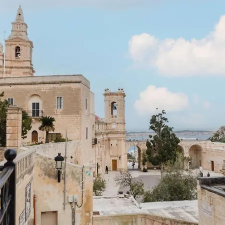 2bed Mel With Church Views By Homely Malta! * Mellieħa
