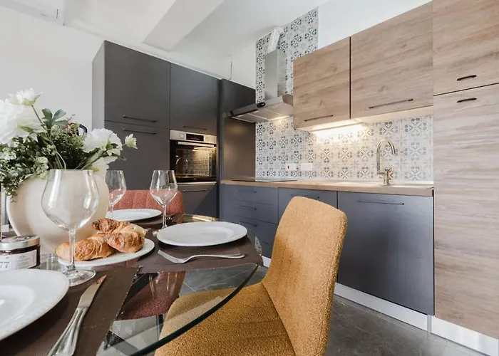 2bed Mel With Church Views By Homely Malta! *