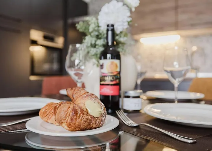 2bed Mel With Church Views By Homely Malta! 梅利哈